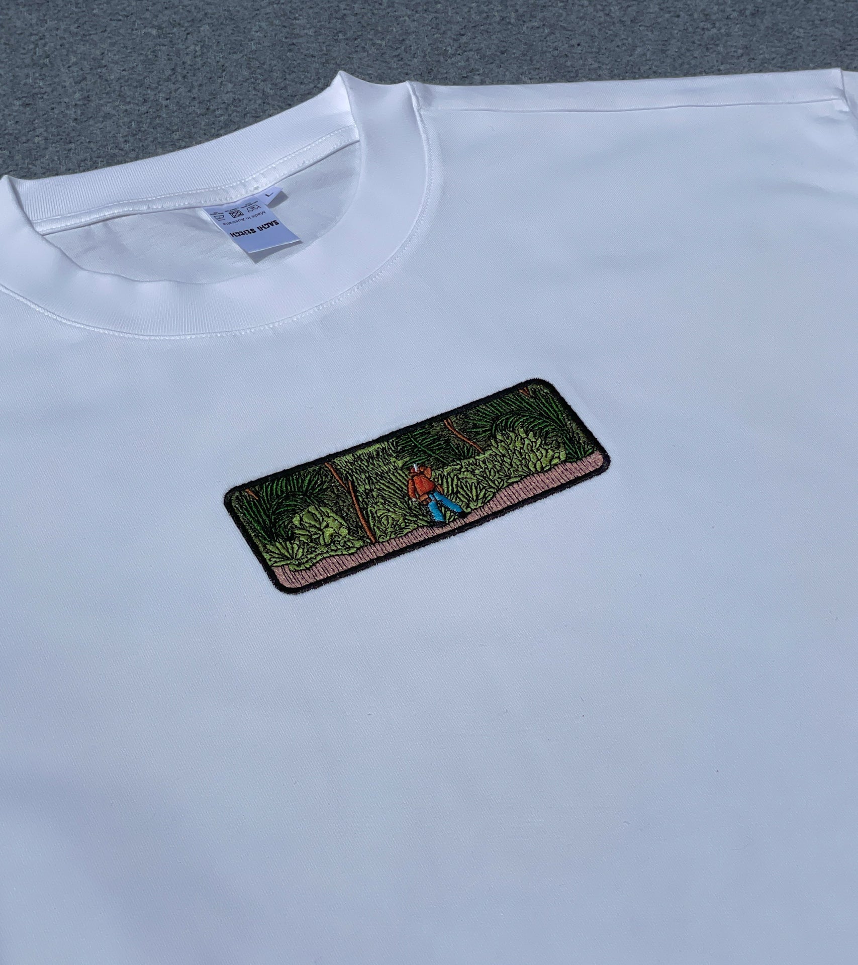 ADVENTURER T - SHIRT - Sachistitch