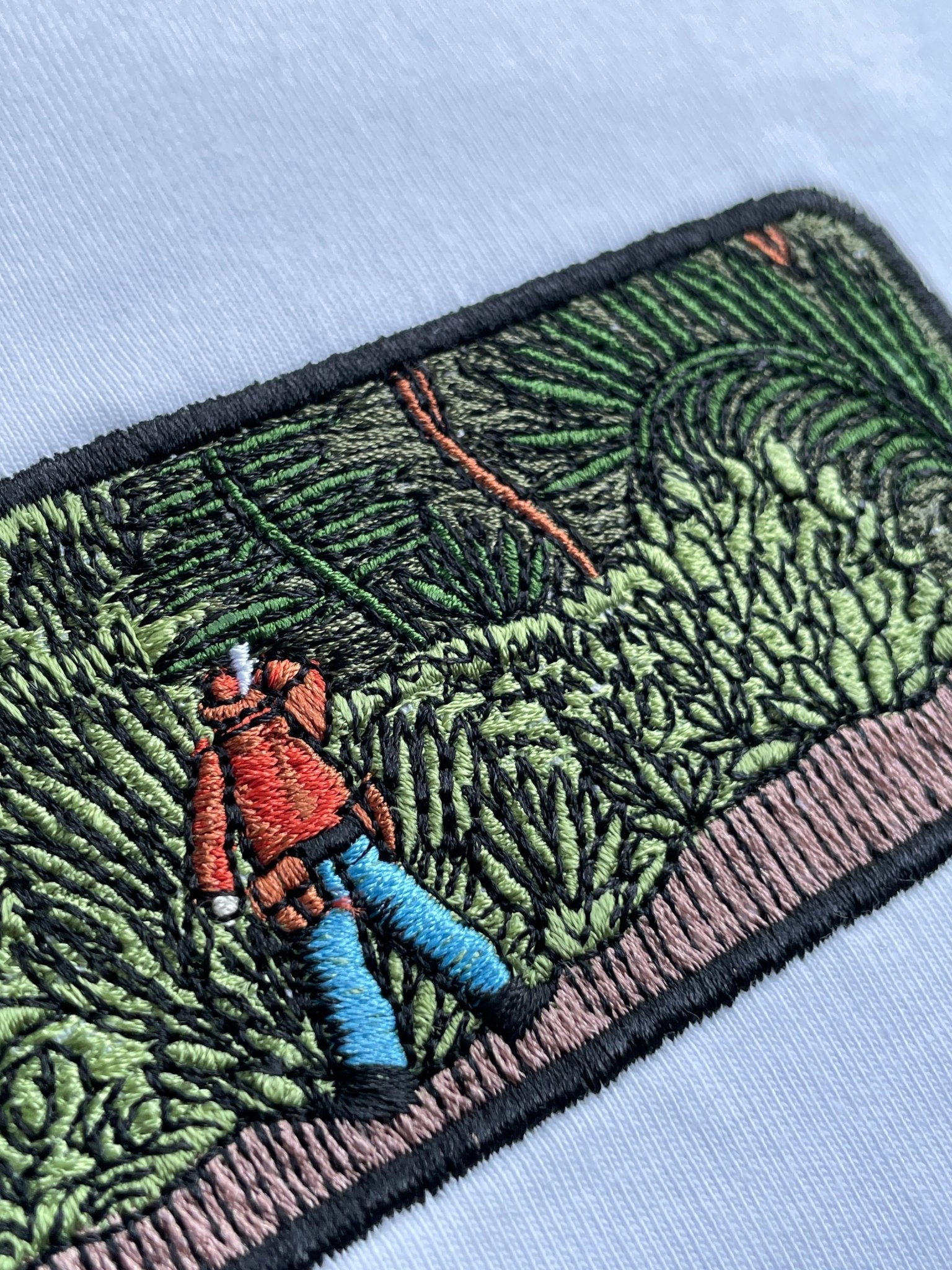 ADVENTURER T - SHIRT - Sachistitch