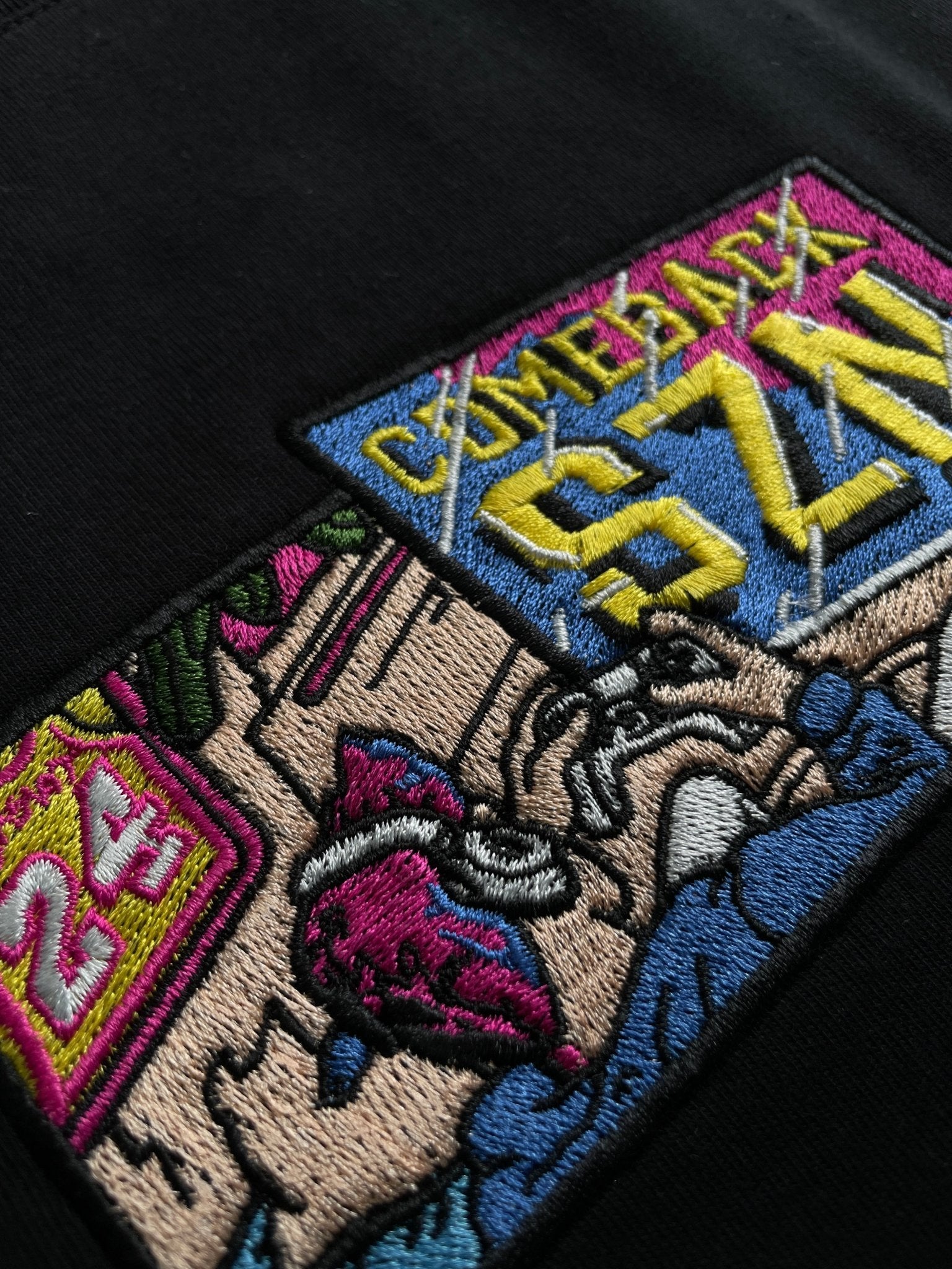 COMEBACK SZN T - SHIRT - Sachistitch