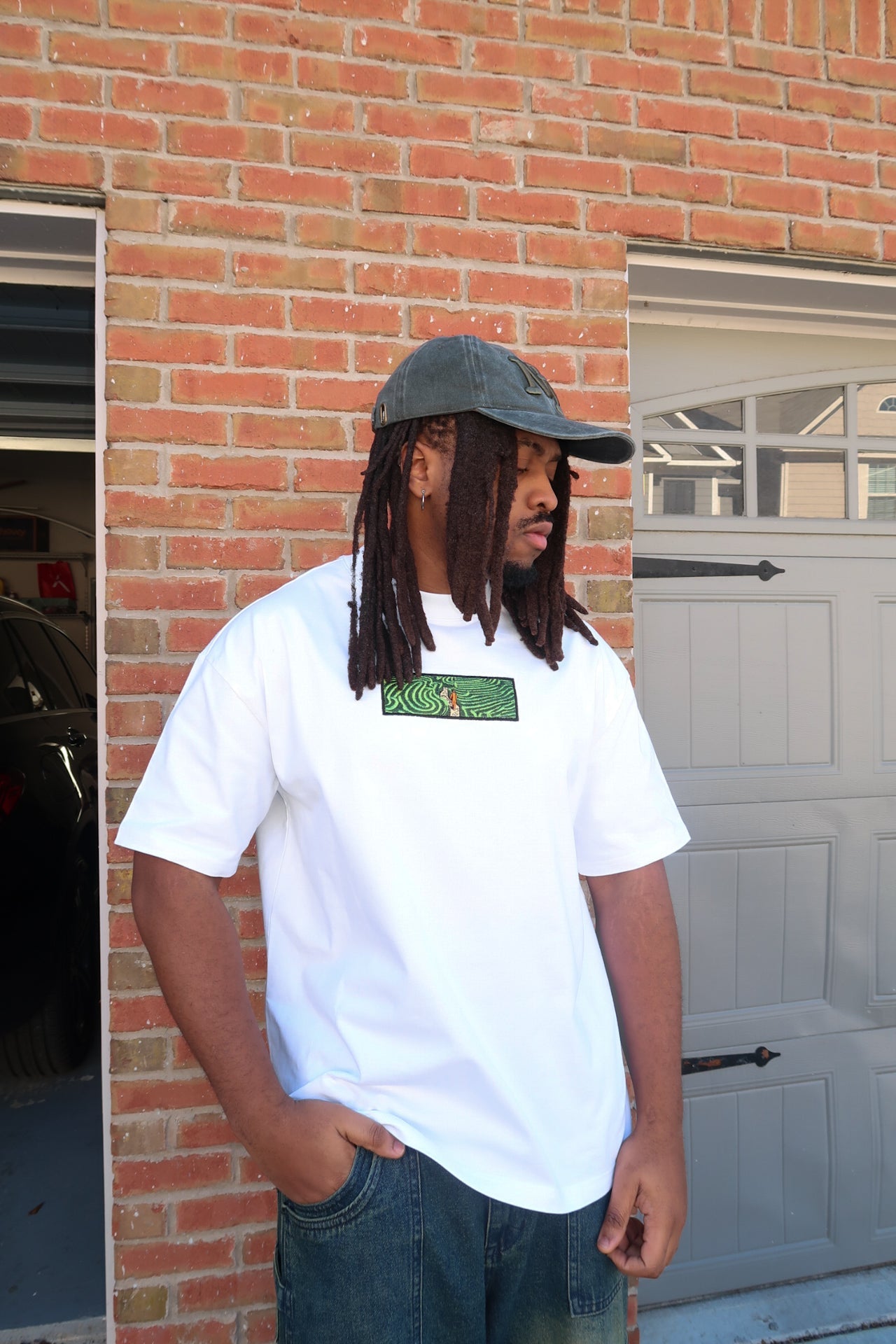 THROUGH THE MAZE T - SHIRT - Sachistitch